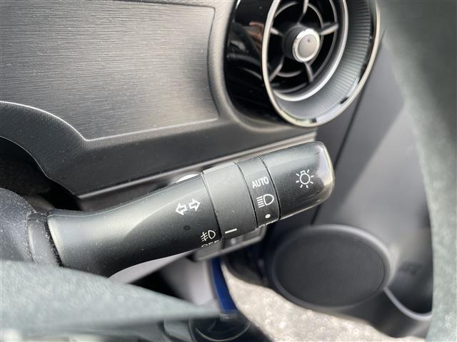アクア Ｓスタイルブラック　禁煙車・純正ナビ・フルセグＴＶ・Ｂｌｕｅｔｏｏｔｈ・バックカメラ・ビルトインＥＴＣ・ステアリングスイッチ・オートライト・オートハイビーム・プリクラ・レーンキープアシスト・コーナーセンサー・スペアキー（16枚目）