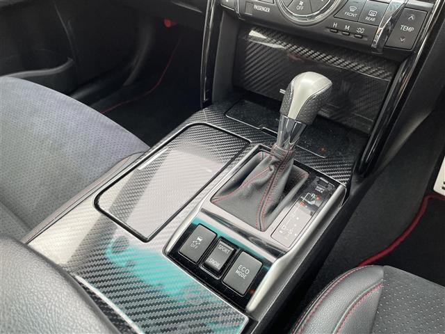 マークＸ ２５０Ｇ　Ｓパッケージ　Ｇ’ｓ　禁煙車・ハーフレザーシート・純正ナビ・フルセグＴＶ・Ｂｌｕｅｔｏｏｔｈ・バックカメラ・ビルトインＥＴＣ・ステアリングスイッチ・オートライト・パドルシフト・クルーズコントロール・純正アルミ（11枚目）