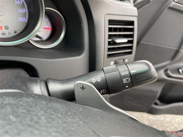 マークＸ ２５０Ｇ　Ｓパッケージ　Ｇ’ｓ　禁煙車・ハーフレザーシート・純正ナビ・フルセグＴＶ・Ｂｌｕｅｔｏｏｔｈ・バックカメラ・ビルトインＥＴＣ・ステアリングスイッチ・オートライト・パドルシフト・クルーズコントロール・純正アルミ（15枚目）