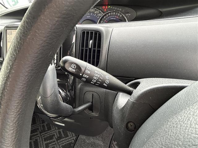タント Ｇスペシャル　・メーカーナビ・ＦＭ／ＡＭ／Ｂｌｕｅｔｏｏｔｈ／ＣＤ／ＤＶＤ／ワンセグＴＶ・ドライブレコーダー・ＥＴＣ・片側Ｐスライドドア・禁煙車・アイドリングストップ・ベンチシート・電格ミラー・純正フロアマット（11枚目）