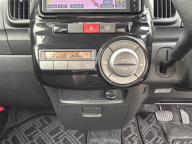 タント Ｇスペシャル　・メーカーナビ・ＦＭ／ＡＭ／Ｂｌｕｅｔｏｏｔｈ／ＣＤ／ＤＶＤ／ワンセグＴＶ・ドライブレコーダー・ＥＴＣ・片側Ｐスライドドア・禁煙車・アイドリングストップ・ベンチシート・電格ミラー・純正フロアマット（15枚目）