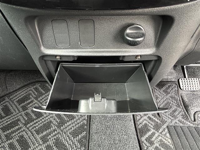タント Ｇスペシャル　・メーカーナビ・ＦＭ／ＡＭ／Ｂｌｕｅｔｏｏｔｈ／ＣＤ／ＤＶＤ／ワンセグＴＶ・ドライブレコーダー・ＥＴＣ・片側Ｐスライドドア・禁煙車・アイドリングストップ・ベンチシート・電格ミラー・純正フロアマット（16枚目）