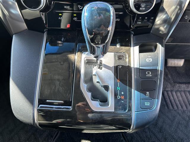 ヴェルファイア ２．５Ｚ　・社外ナビ・ＦＭ／ＡＭ／ＣＤ／ＤＶＤ／Ｂｌｕｅｔｏｏｔｈ／フルセグＴＶ・バックカメラ・ドライブレコーダー・フリップダウンモニター・両側パワースライドドア・レーダークルーズコントロール・禁煙車・ＷＡＣ（17枚目）
