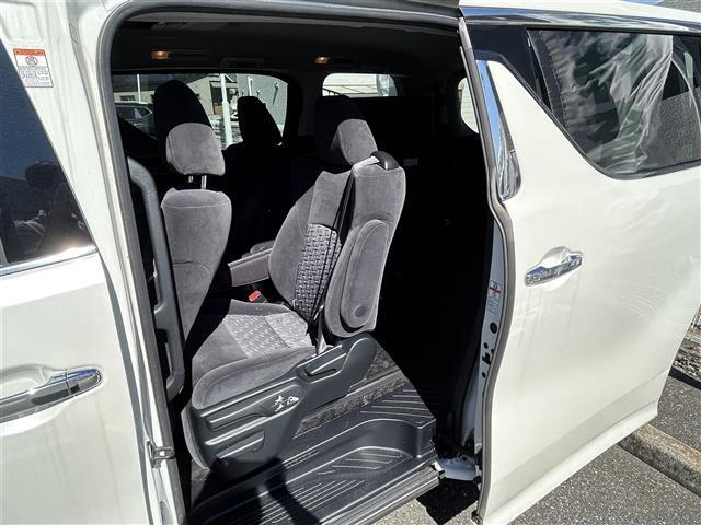 ヴェルファイア ２．５Ｚ　・社外ナビ・ＦＭ／ＡＭ／ＣＤ／ＤＶＤ／Ｂｌｕｅｔｏｏｔｈ／フルセグＴＶ・バックカメラ・ドライブレコーダー・フリップダウンモニター・両側パワースライドドア・レーダークルーズコントロール・禁煙車・ＷＡＣ（29枚目）