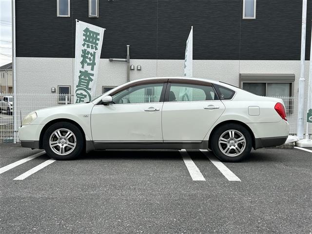 ティアナ 230JK M-コレクション ・ワンオーナー・純正ナビ(FM/AM/DVD)・バックカメラ・ドライブレコーダー・ハンズフリー・純正フロアマット・電格ミラー・禁煙車・盗難防止装置・パワーシート・ドアバイザー(35枚目)