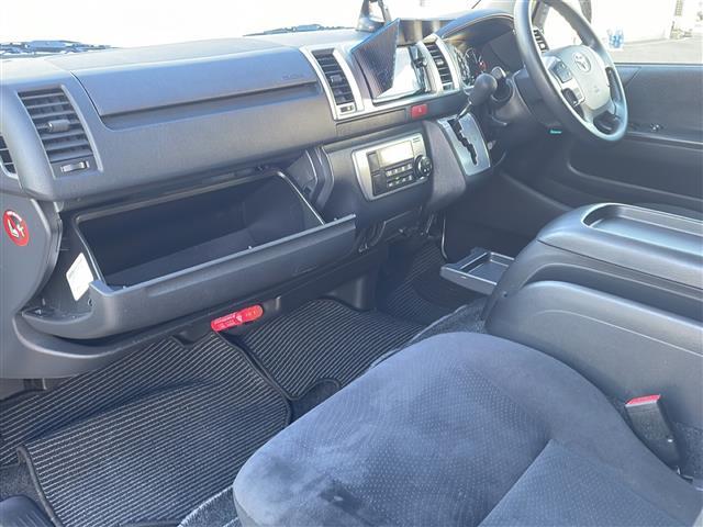 ハイエースバン ロングスーパーGL(30枚目)