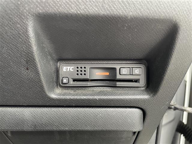 ステップワゴンスパーダ パワーエディション ワンオーナー禁煙車社外7インチSDナビ(AUN-V02)AM/FM/CD/DVD/SD/USB/AUX/TV(フルセグ)ビルトインETCバックカメラステアリングスイッチパドルシフト盗難防止(2枚目)