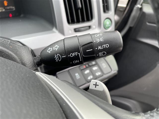 ステップワゴンスパーダ パワーエディション ワンオーナー禁煙車社外7インチSDナビ(AUN-V02)AM/FM/CD/DVD/SD/USB/AUX/TV(フルセグ)ビルトインETCバックカメラステアリングスイッチパドルシフト盗難防止(9枚目)