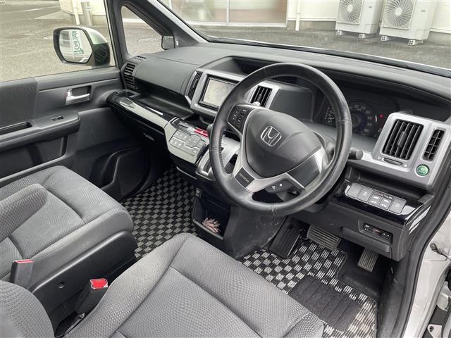 ステップワゴンスパーダ パワーエディション ワンオーナー禁煙車社外7インチSDナビ(AUN-V02)AM/FM/CD/DVD/SD/USB/AUX/TV(フルセグ)ビルトインETCバックカメラステアリングスイッチパドルシフト盗難防止(34枚目)