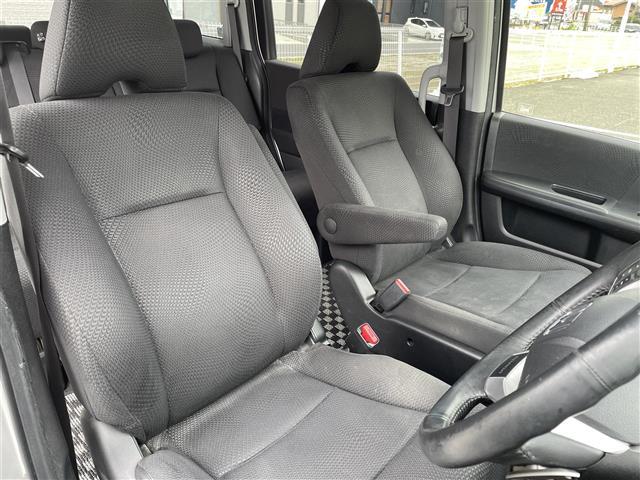 ステップワゴンスパーダ パワーエディション ワンオーナー禁煙車社外7インチSDナビ(AUN-V02)AM/FM/CD/DVD/SD/USB/AUX/TV(フルセグ)ビルトインETCバックカメラステアリングスイッチパドルシフト盗難防止(35枚目)