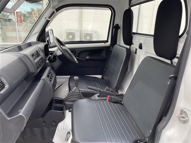 ハイゼットトラック スタンダード 禁煙車・4WD・5速MT・衝突軽減システム・コーナーセンサー・オートライト・アイドリングストップ・スペアキー(9枚目)