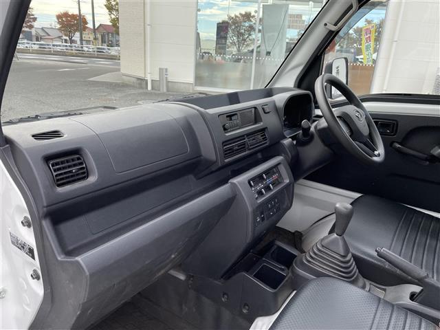 ハイゼットトラック スタンダード 禁煙車・4WD・5速MT・衝突軽減システム・コーナーセンサー・オートライト・アイドリングストップ・スペアキー(11枚目)