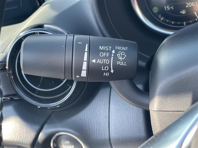 ロードスター Ｓ　ワンオーナー　禁煙車　純正ナビ　Ｂｌｕｅｔｏｏｔｈ　ドラレコ　ＡＵＴＯライト　オートマチックハイビーム　オートワイパー　純正１６インチアルミホイール　プッシュスタート／スマートキー（19枚目）