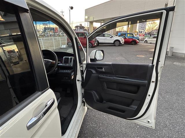 ステップワゴンスパーダ Z ・ディーラーナビ・FM/AM/CD/DVD/ワンセグTV/Bluetooth・全方位カメラ・ビルトインETC・両側パワースライドドア・禁煙車・スペアキー1本・盗難防止装置・横滑り防止装置・電格ミラー(23枚目)