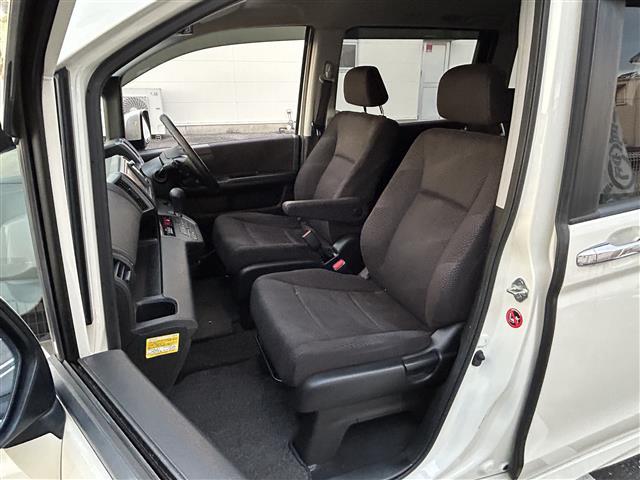 ステップワゴンスパーダ Z ・ディーラーナビ・FM/AM/CD/DVD/ワンセグTV/Bluetooth・全方位カメラ・ビルトインETC・両側パワースライドドア・禁煙車・スペアキー1本・盗難防止装置・横滑り防止装置・電格ミラー(24枚目)