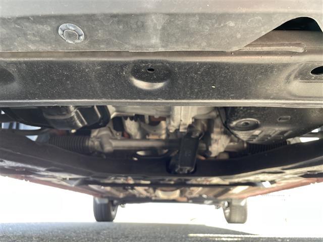 ジューク １５ＲＳ　タイプＶ　禁煙車　純正７インチナビ　フルセグ　Ｂｌｕｅｔｏｏｔｈ　ＤＶＤ再生　前方ドラレコ　バックカメラ　ＥＴＣ　ＡＵＴＯライト　革巻きステアリング　プッシュスタート／スマートキー　純正スチールホイール積込（39枚目）