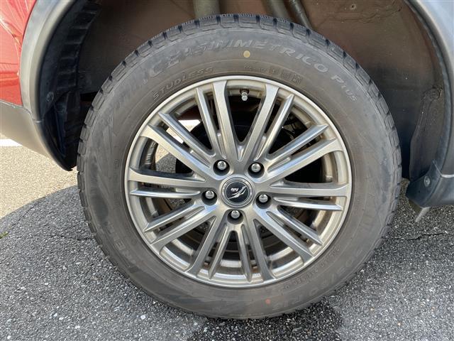 ジューク １５ＲＳ　タイプＶ　禁煙車　純正７インチナビ　フルセグ　Ｂｌｕｅｔｏｏｔｈ　ＤＶＤ再生　前方ドラレコ　バックカメラ　ＥＴＣ　ＡＵＴＯライト　革巻きステアリング　プッシュスタート／スマートキー　純正スチールホイール積込（41枚目）