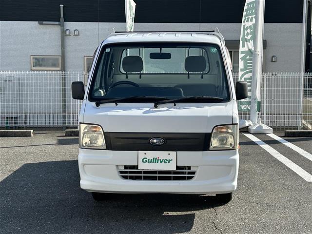 サンバートラック ＴＢ　ワンオーナー　禁煙車　ＭＴ車　４ＷＤ　純正オーディオ　エアコン　パワーステアリング　純正フロアマット　ヘッドライトレベライザー　取扱説明書　保証書（35枚目）