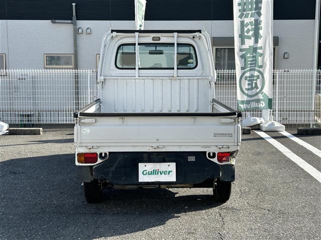 サンバートラック ＴＢ　ワンオーナー　禁煙車　ＭＴ車　４ＷＤ　純正オーディオ　エアコン　パワーステアリング　純正フロアマット　ヘッドライトレベライザー　取扱説明書　保証書（36枚目）