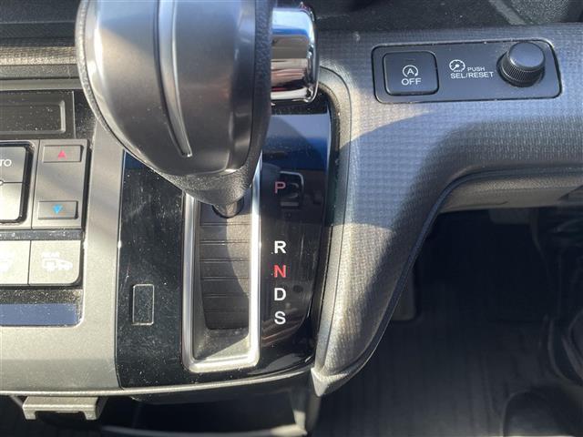 ステップワゴンスパーダ スパーダ　ホンダセンシング　ワンオーナー禁煙車ＥＴＣ社外ナビ（カロッツェリア）ＡＭ／ＦＭ／ＣＤ／ＡＵＸ／ＴＶ（ワンセグ）バックカメラパワースライドドア（両）ステアリングスイッチレーダークルコン（17枚目）