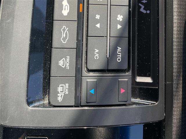 ステップワゴンスパーダ スパーダ　ホンダセンシング　ワンオーナー禁煙車ＥＴＣ社外ナビ（カロッツェリア）ＡＭ／ＦＭ／ＣＤ／ＡＵＸ／ＴＶ（ワンセグ）バックカメラパワースライドドア（両）ステアリングスイッチレーダークルコン（18枚目）