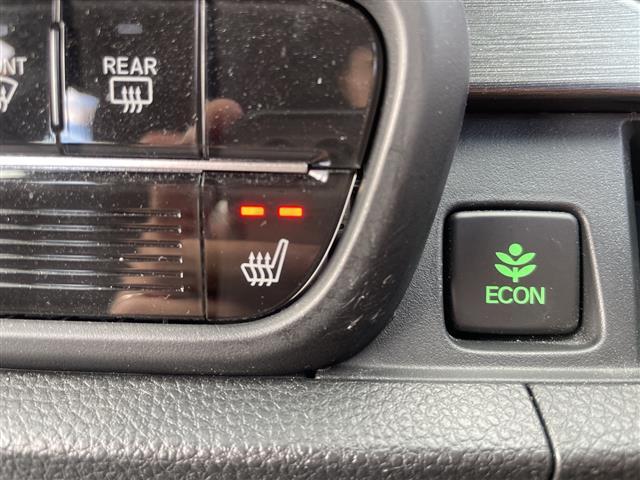 N-ONE RS ワンオーナー 禁煙車 純正ディスプレイオーディオ フルセグ Bluetooth carplay 前席シートヒーター 衝突軽減ブレーキ レーンキープアシスト バックカメラ 前後ドラレコ LED ETC(8枚目)