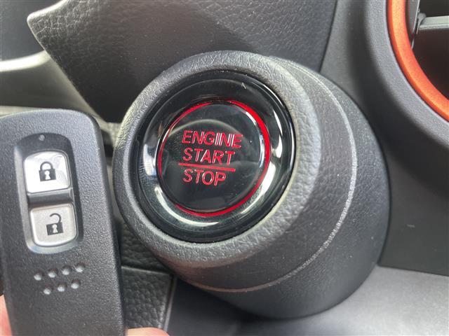 N-ONE RS ワンオーナー 禁煙車 純正ディスプレイオーディオ フルセグ Bluetooth carplay 前席シートヒーター 衝突軽減ブレーキ レーンキープアシスト バックカメラ 前後ドラレコ LED ETC(12枚目)