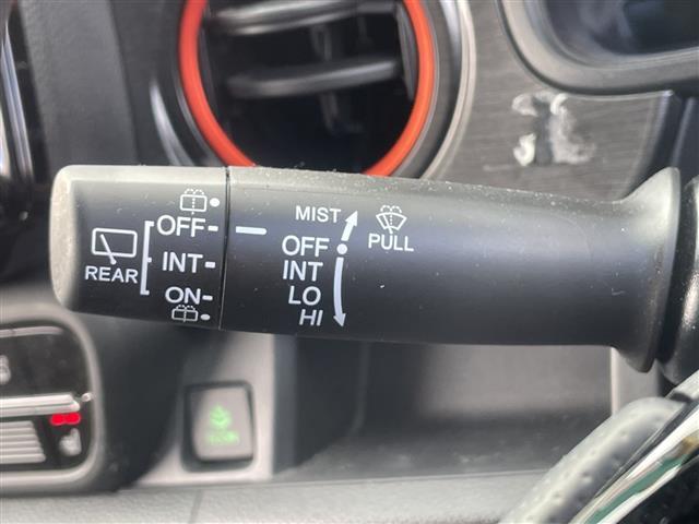 N-ONE RS ワンオーナー 禁煙車 純正ディスプレイオーディオ フルセグ Bluetooth carplay 前席シートヒーター 衝突軽減ブレーキ レーンキープアシスト バックカメラ 前後ドラレコ LED ETC(15枚目)