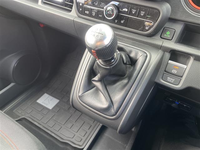 N-ONE RS ワンオーナー 禁煙車 純正ディスプレイオーディオ フルセグ Bluetooth carplay 前席シートヒーター 衝突軽減ブレーキ レーンキープアシスト バックカメラ 前後ドラレコ LED ETC(19枚目)