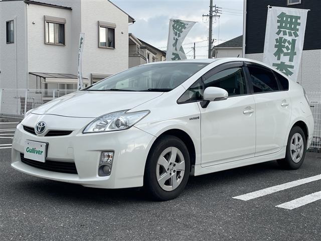 プリウス S 禁煙車 パナソニックナビ フルセグ Bluetooth バックカメラ ビルドインETC プッシュスタート/スマートキー スペアキー AUTOライト 取扱説明書 保証書(29枚目)