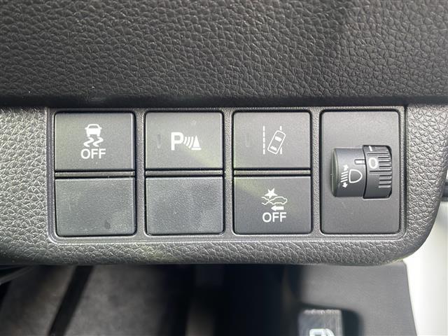 Ｎ－ＯＮＥ オリジナル　ワンオーナー　禁煙車　純正７インチＳＤナビ　フルセグ　Ｂｌｕｅｔｏｏｔｈ　レーダークルーズコントロール　衝突軽減ブレーキ　前後ドラレコ　レザー調シートカバー　ルーフキャリア　ビルドインＥＴＣ（9枚目）