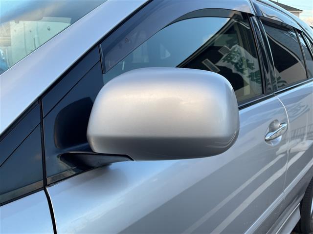 ハリアー 240G プレミアムLパッケージ ワンオーナー禁煙車社外ナビフルセグテレビETCシートヒーター黒革パワーステアリングパワーウィンドウAUTOライトAUTOエアコン純正フロアマット純正アルミホイール電挌ミラー(20枚目)