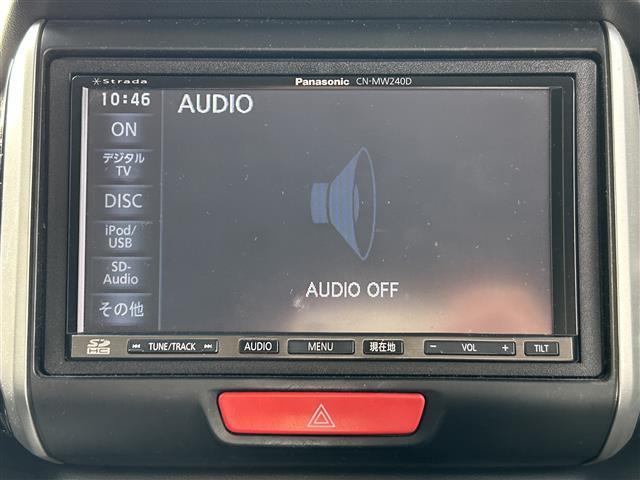 N-BOXカスタム G・ターボパッケージ ・ワンオーナー・社外ナビ・(FM/AM/CD/DVD/フルセグTV)・バックカメラ・禁煙車・両側パワースライドドア・クルーズコントロール・パドルシフト・盗難防止装置・ベンチシート・純正フロアマット(6枚目)