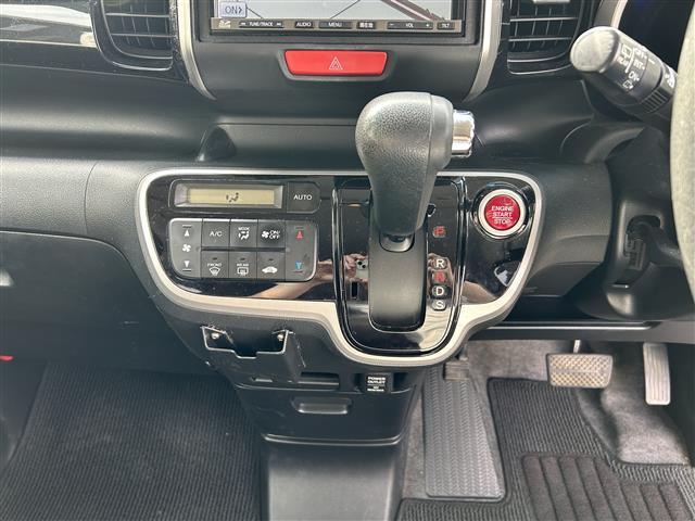 N-BOXカスタム G・ターボパッケージ ・ワンオーナー・社外ナビ・(FM/AM/CD/DVD/フルセグTV)・バックカメラ・禁煙車・両側パワースライドドア・クルーズコントロール・パドルシフト・盗難防止装置・ベンチシート・純正フロアマット(15枚目)