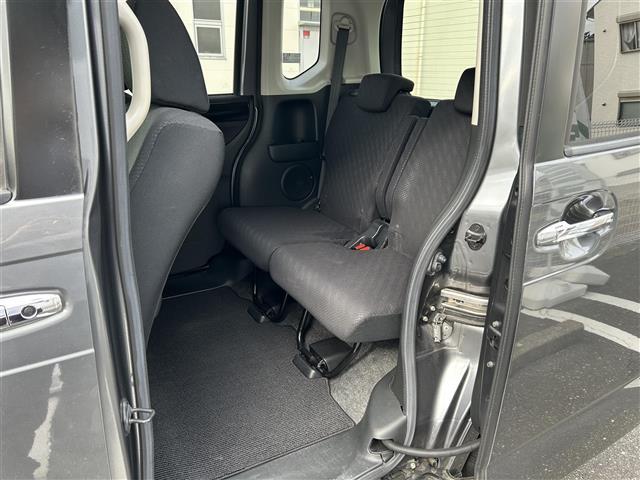 N-BOXカスタム G・ターボパッケージ ・ワンオーナー・社外ナビ・(FM/AM/CD/DVD/フルセグTV)・バックカメラ・禁煙車・両側パワースライドドア・クルーズコントロール・パドルシフト・盗難防止装置・ベンチシート・純正フロアマット(28枚目)