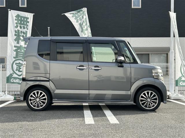 N-BOXカスタム G・ターボパッケージ ・ワンオーナー・社外ナビ・(FM/AM/CD/DVD/フルセグTV)・バックカメラ・禁煙車・両側パワースライドドア・クルーズコントロール・パドルシフト・盗難防止装置・ベンチシート・純正フロアマット(38枚目)