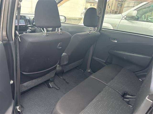 ムーヴ カスタム RS 社外ナビフルセグTVバックカメラETCオートライトMOMOステアリングプッシュスタート純正アルミ純正フロアマット(32枚目)