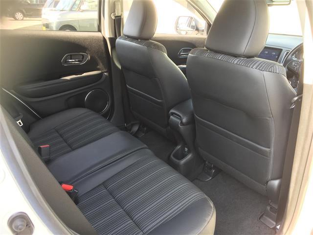 ヴェゼル ハイブリッド 純正8型ナビ/フルセグTV/DVD/音楽録音/Bluetooth/バックカメラ/衝突軽減ブレーキ/レーダークルーズ/レーンキープアシスト/RFP/ハーフレザーシート/シートヒーター/ドラレコ/ETC(24枚目)