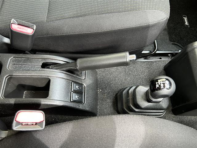 ジムニー XC ワンオーナー☆社外メモリナビ(Bluetooth/フルセグ)☆バックカメラ☆衝突軽減システム☆レーンアシスト☆クルーズコントロール☆ETC☆シートヒーター☆前後ドライブレコーダー☆マッドガード(32枚目)