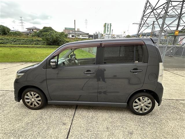 ワゴンRスティングレー リミテッド CD/MDオーディオ☆スマートキー☆プッシュスタート☆ETC☆ハーフレザーシート☆オートライト☆フォグランプ☆電動格納ミラー☆純正14インチAW(7枚目)