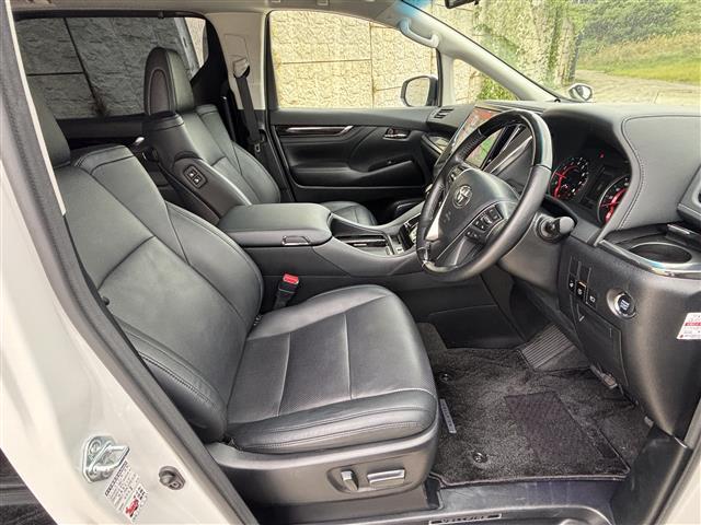 ヴェルファイア 3.5Z G ワンオーナー☆TRDエアロ(F/S/R下)☆サンルーフ☆社外11インチナビ(CD/DVD/BT/フルセグ)☆フリップダウンモニター☆衝突軽減システム☆レーンアシスト☆ブラインドスポットモニター(17枚目)