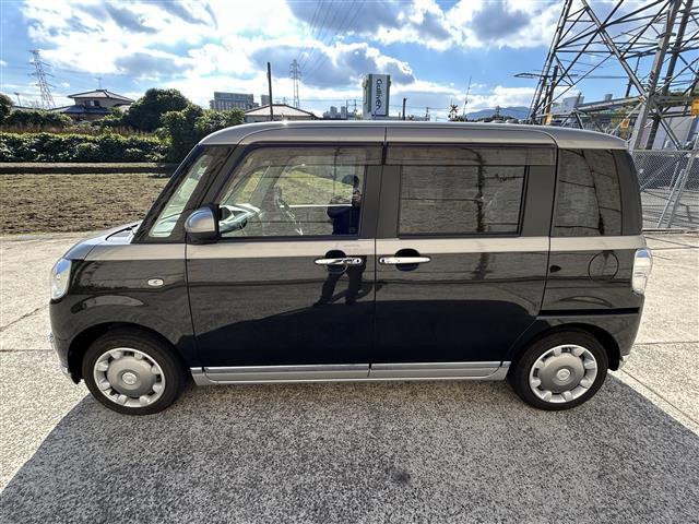 ムーヴキャンバス ＧブラックインテリアＶＳ　ＳＡＩＩＩ　純正ＳＤナビ（ＣＤ／ＤＶＤ／ＢＴ／フルセグ）☆全方位カメラ☆衝突軽減システム☆レーンアシスト☆両側パワースライドドア☆シートヒーター☆ステアリングスイッチ☆オートライト☆ＥＴＣ☆ドラレコ（7枚目）