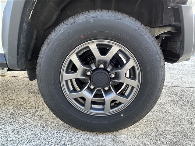 ジムニーシエラ JC ワンオーナー☆社外ディスプレイオーディオ(CD/DVD/BT)☆バックカメラ☆衝突軽減システム☆レーンアシスト☆シートヒーター☆オートライト☆前後ドライブレコーダー☆スマートキー☆純正15インチAW(13枚目)