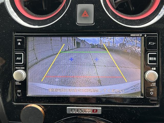 ノート ｅ－パワー　ニスモ　純正メモリナビ（ＣＤ／ＢＤ／ＢＴ／フルセグ）☆バックカメラ☆衝突軽減システム☆レーンアシスト☆オートライト☆ＥＴＣ☆スマートキー☆プッシュスタート☆電動格納ミラー☆純正１６インチＡＷ（4枚目）