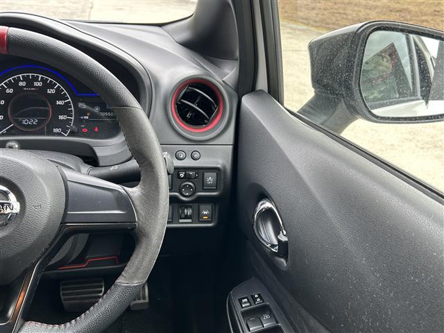 ノート ｅ－パワー　ニスモ　純正メモリナビ（ＣＤ／ＢＤ／ＢＴ／フルセグ）☆バックカメラ☆衝突軽減システム☆レーンアシスト☆オートライト☆ＥＴＣ☆スマートキー☆プッシュスタート☆電動格納ミラー☆純正１６インチＡＷ（21枚目）