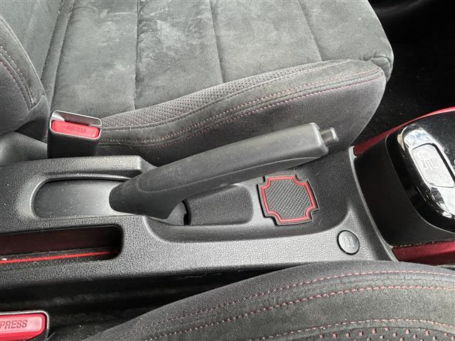 ノート ｅ－パワー　ニスモ　純正メモリナビ（ＣＤ／ＢＤ／ＢＴ／フルセグ）☆バックカメラ☆衝突軽減システム☆レーンアシスト☆オートライト☆ＥＴＣ☆スマートキー☆プッシュスタート☆電動格納ミラー☆純正１６インチＡＷ（35枚目）