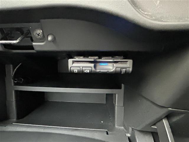 ノート ｅ－パワー　ニスモ　純正メモリナビ（ＣＤ／ＢＤ／ＢＴ／フルセグ）☆バックカメラ☆衝突軽減システム☆レーンアシスト☆オートライト☆ＥＴＣ☆スマートキー☆プッシュスタート☆電動格納ミラー☆純正１６インチＡＷ（37枚目）