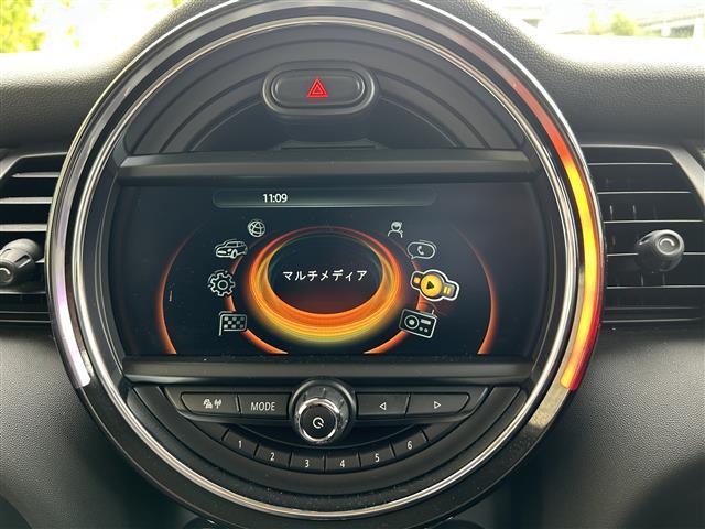 ＭＩＮＩ クーパー　純正ＨＤＤナビ（Ｂｌｕｅｔｏｏｔｈ／ＡＵＸ）☆ＥＴＣ☆アイドリングストップ☆電動格納ミラー☆プッシュスタート☆ＭＴモード☆純正１５インチＡＷ（3枚目）
