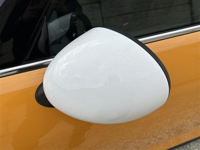 ＭＩＮＩ クーパー　純正ＨＤＤナビ（Ｂｌｕｅｔｏｏｔｈ／ＡＵＸ）☆ＥＴＣ☆アイドリングストップ☆電動格納ミラー☆プッシュスタート☆ＭＴモード☆純正１５インチＡＷ（11枚目）