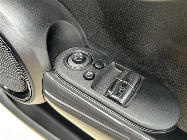ＭＩＮＩ クーパー　純正ＨＤＤナビ（Ｂｌｕｅｔｏｏｔｈ／ＡＵＸ）☆ＥＴＣ☆アイドリングストップ☆電動格納ミラー☆プッシュスタート☆ＭＴモード☆純正１５インチＡＷ（33枚目）